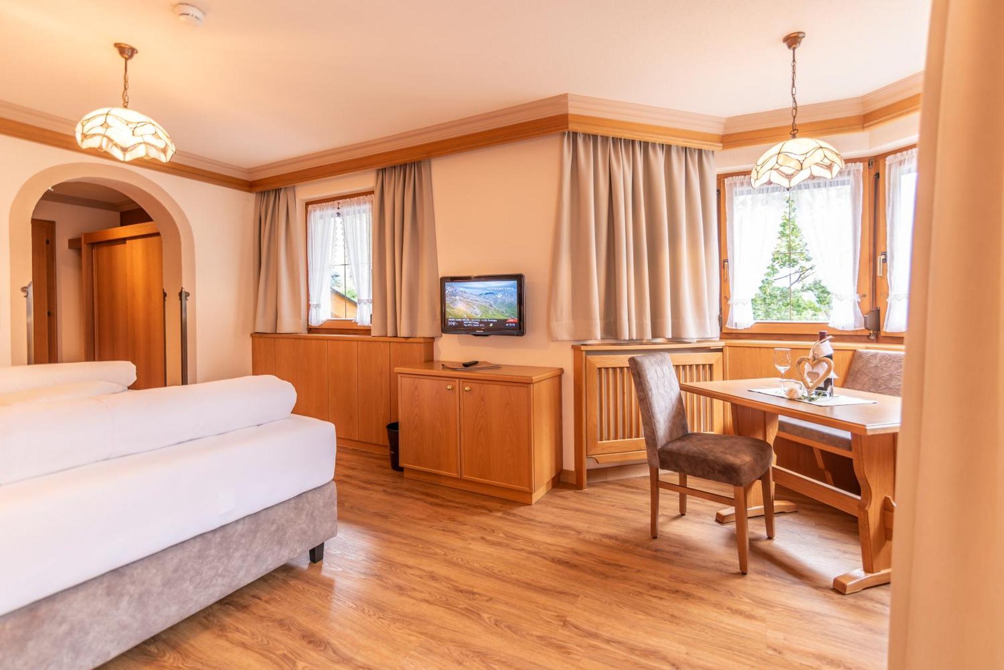 Hotel Garni Apart Tina อิสชเกิล ภายนอก รูปภาพ